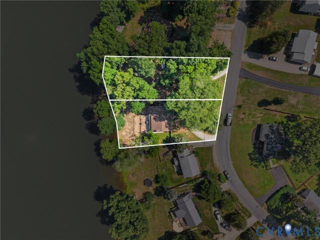 2235 Lakeview Drive