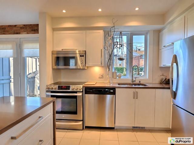 2235, Rue Nancy, Brossard à louer