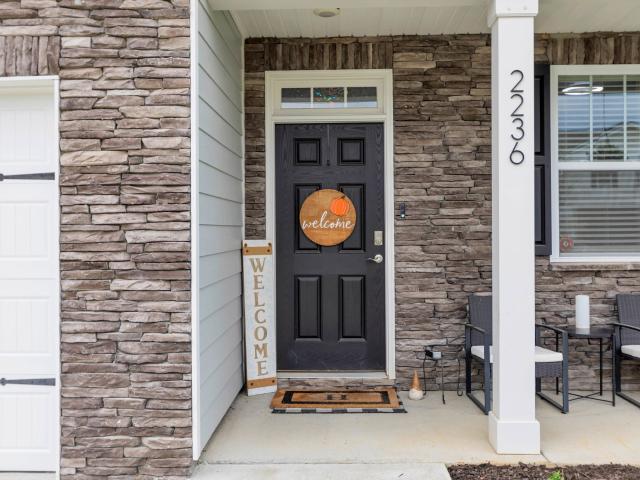2236 Tate Farm Ln