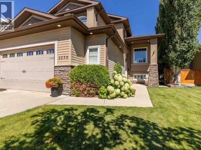 2236 28 Avenue, Coaldale, AB, T1M 0A3 house for sale | Listing ID A2340 | Royal LePage