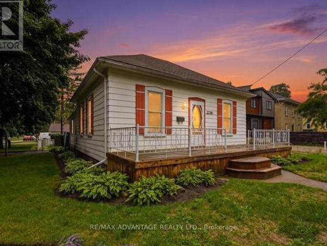 22383 Adelaide Road, Strathroy Caradoc Mount Brydges, ON, N0L 1W0 house for sale | Listing ID X13806 | Royal LePage