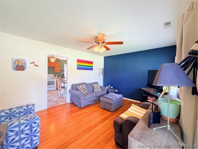 2238 Crescent Street