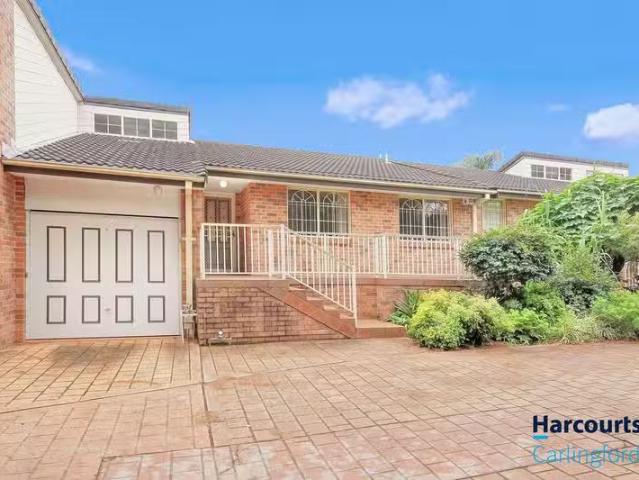 2/239 Marsden Road, Carlingford, NSW 2118 Villa for Rent
