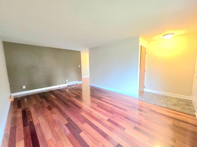 2239 Carmen Ave