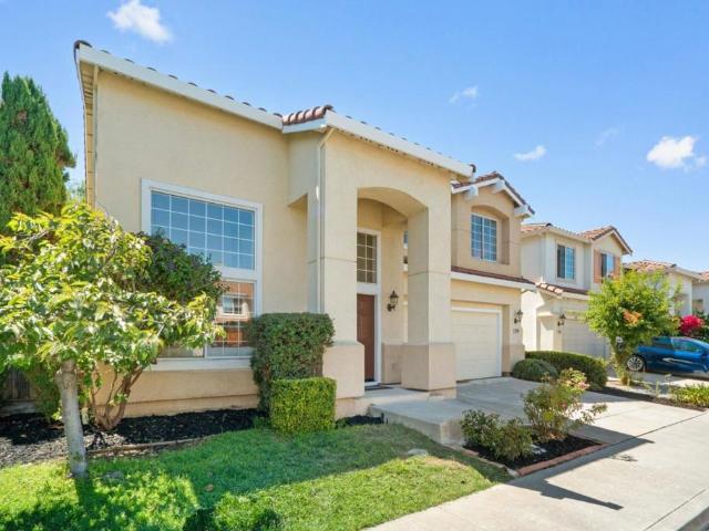 2230 Esperanca Avenue