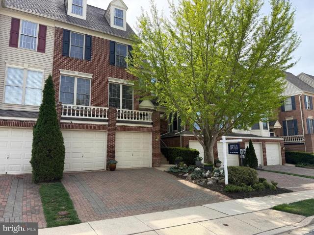 2231 Bear Den Road