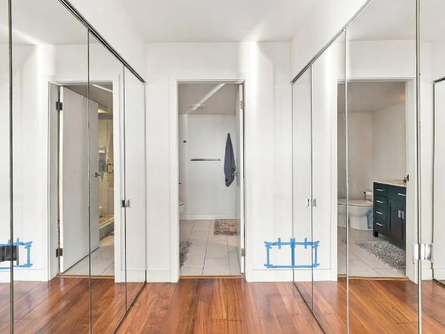 2231 Folkestone Way apartment — West Vancouver, BC 2 Bedroom 2 Bedroom
