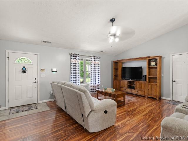 2231 Honeysuckle Way