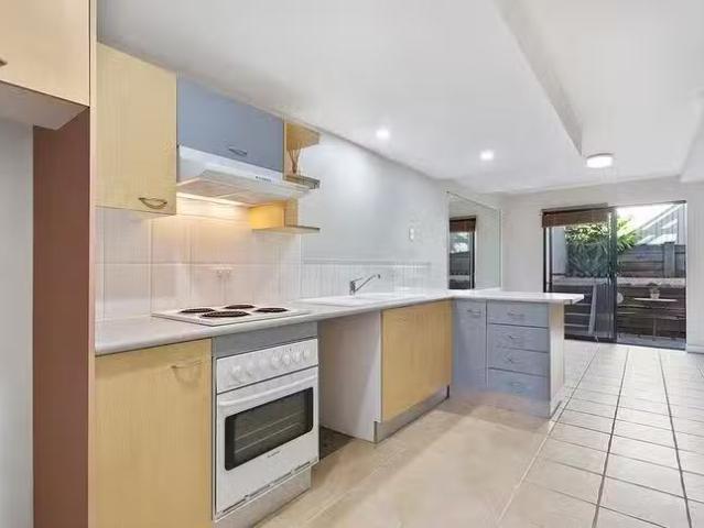 2/232 Main Road, Maroochydore, QLD 4558