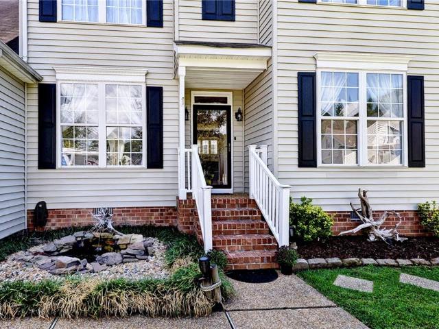 2232 Flowerdew CT