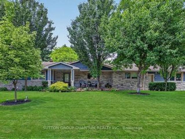 2233 Oneida Crescent, Mississauga, ON, L5C 1V7 house for sale | Listing ID W13821 | Royal LePage