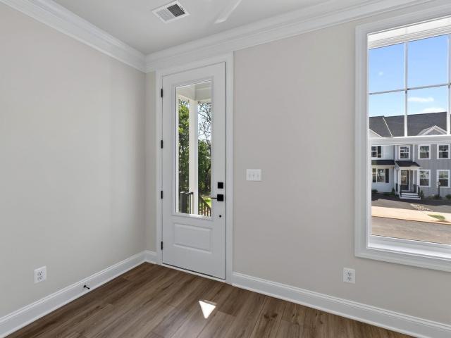2233 leeham st a & b