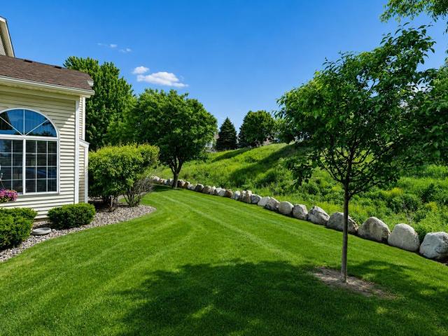 2233 Red Bud Road