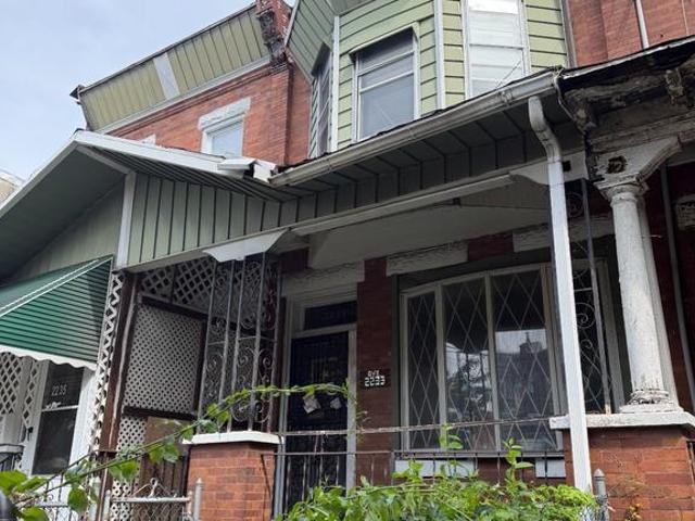 2233 W Ontario Street