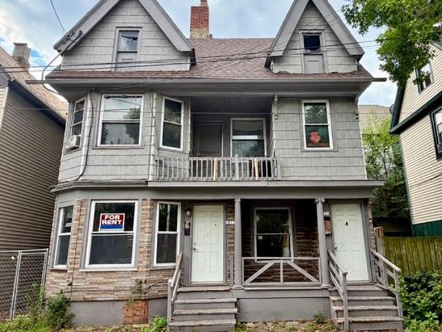 2233 W Orchard St, Milwaukee, WI 53204