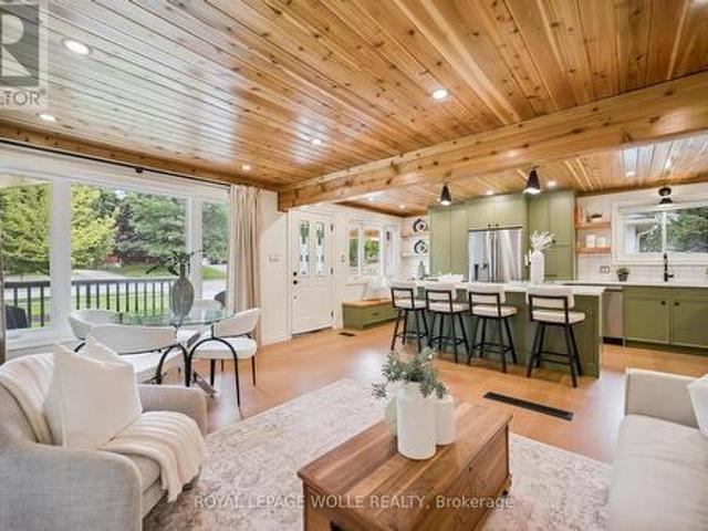 223 Carter Avenue, Waterloo, ON, N2J 3K7 house for sale | Listing ID X13737 | Royal LePage
