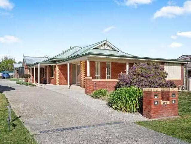 2/23 Crawshaw Crescent, Glenroy, NSW 2640