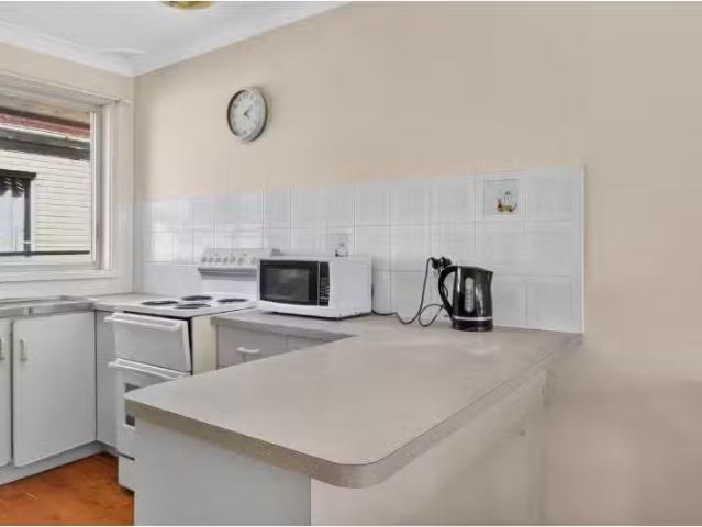 2/23 Birch Crescent, East Corrimal Apartment for rent Listed.