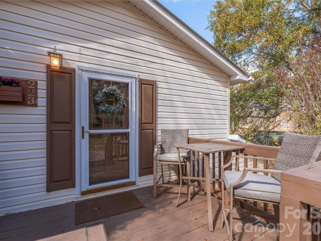 223 Davidson Road