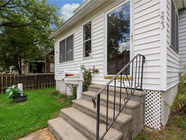 223 E Elm Street