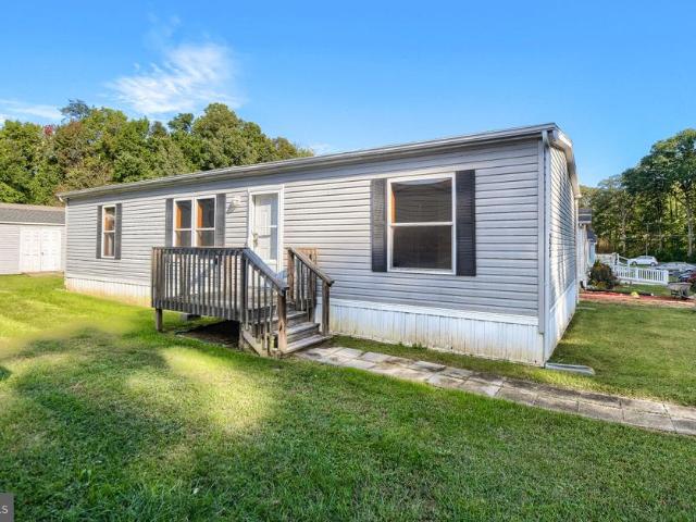 223 Forest Green Road