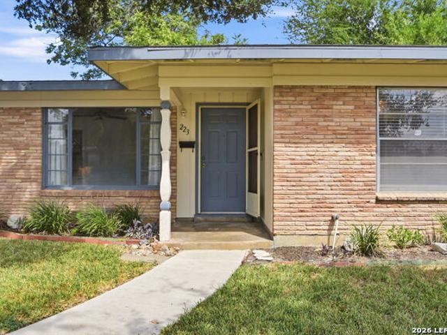 223 Fennel Dr