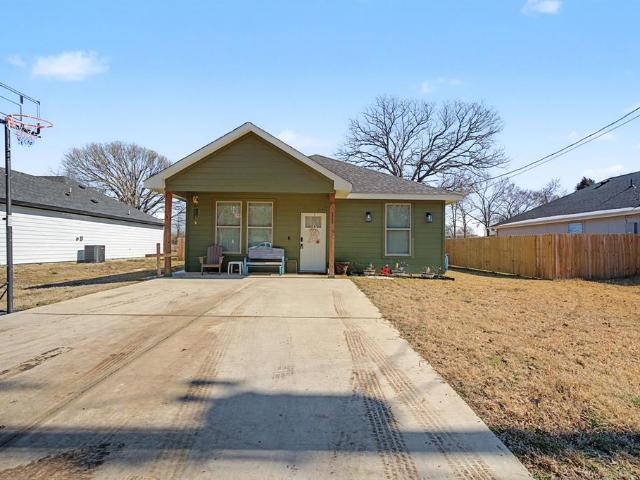 223 Harris Blvd, Malakoff, TX 75148 | MLS #21160