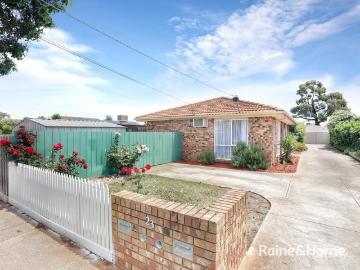 Melton South, Victoria