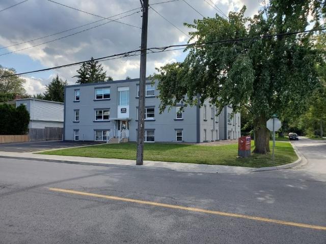 223 Ontario Street apartment — St. Catharines, ON 2 Bedroom 2 Bedroom