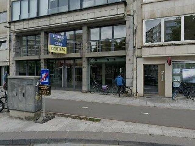 223 m2 apartment for rent in Stad Antwerp
