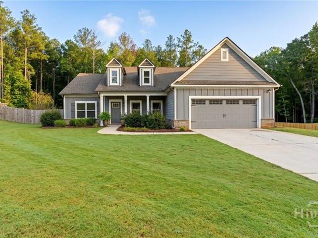 223 Manor Dr, Hull, GA 30646