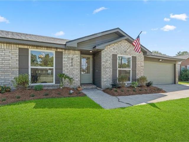 223 North Blvd, Slidell, LA 70458 | MLS #2566