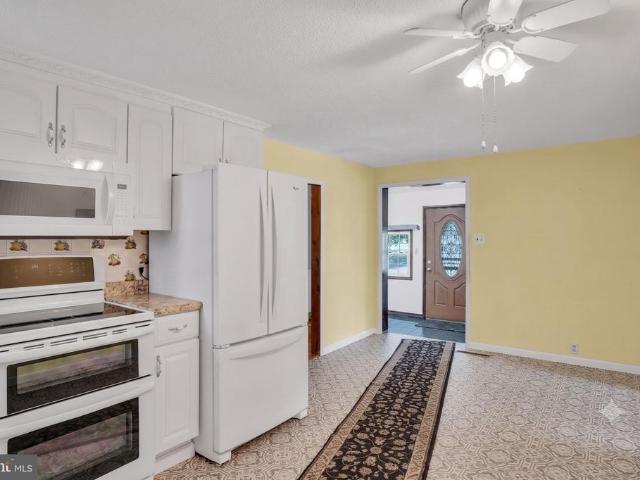 223 Peach Glen Road