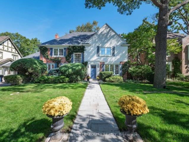223 Riverside Drive, Toronto, ON, M6S 4A8 house for sale | Listing ID W13628 | Royal LePage
