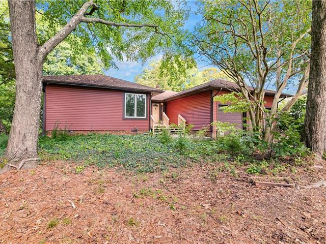 223 Yorktown RD