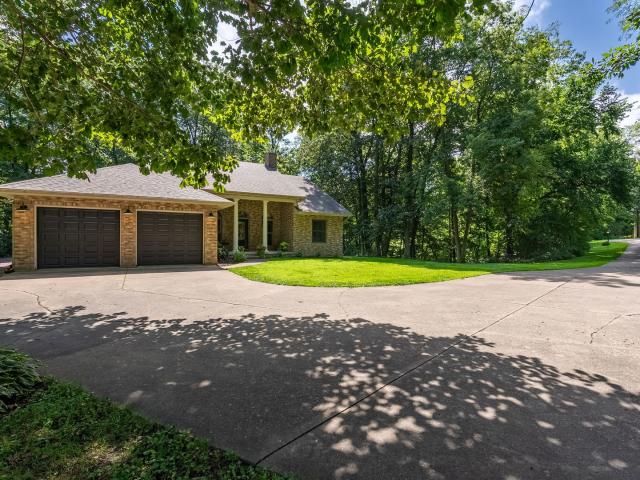 2247 Bentwood Drive