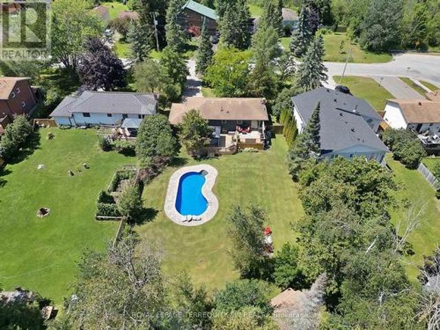 2249 Willard Avenue, Innisfil, ON, L9S 2B8 house for sale | Listing ID N13849 | Royal LePage