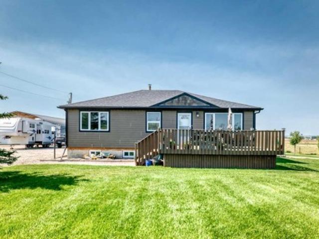 224004 Range Road 233, Rural Wheatland County, AB, T0J 1N0 house for sale | Listing ID A2341 | Royal LePage
