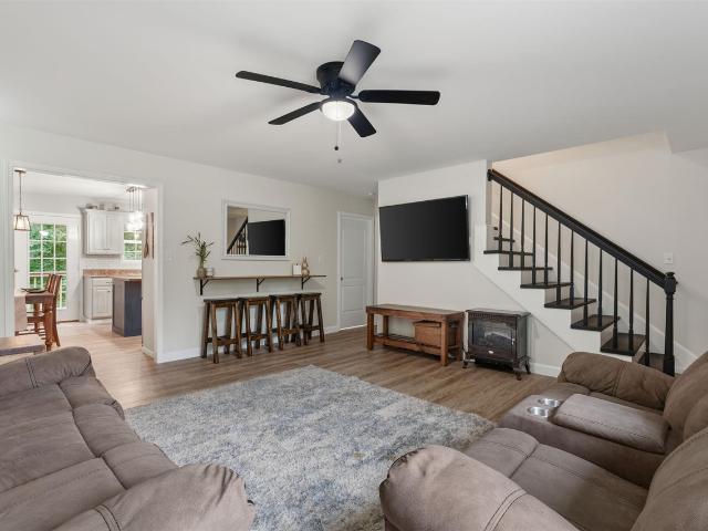 2240 Mt Lebanon Road