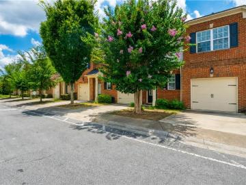 2240 Ferentz Trace