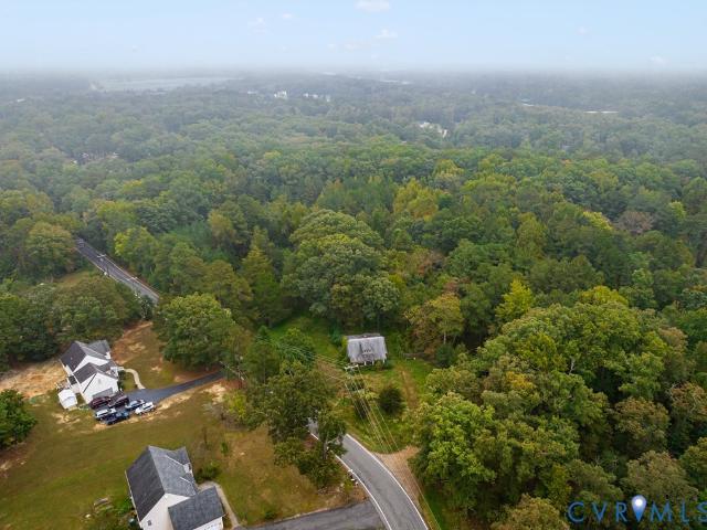 2241 Meadow Road