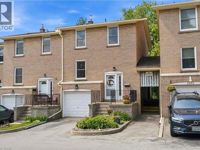 2241 Mountain Grove Avenue Unit# 90, Burlington, ON, L7P 2H8 townhouse for sale | Listing ID 40845 | Royal LePage