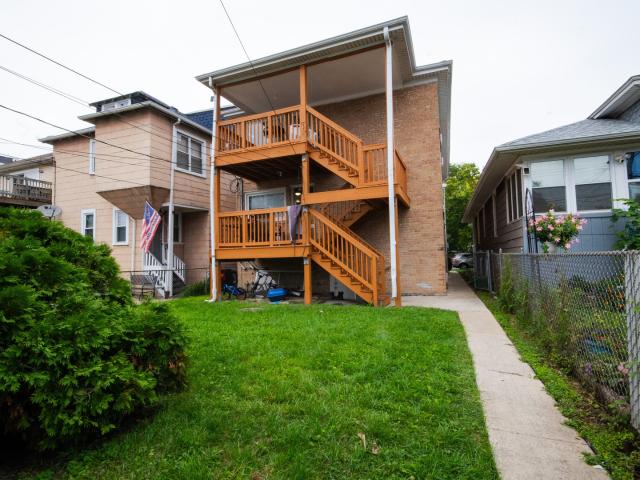 2242 N Narragansett Avenue