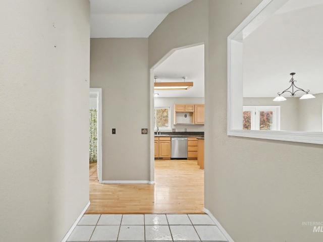 2242 Chukar Lane