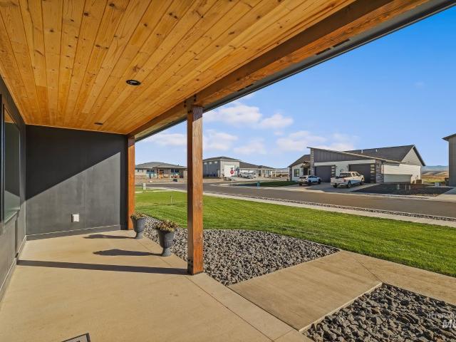 2243 Powers Drive