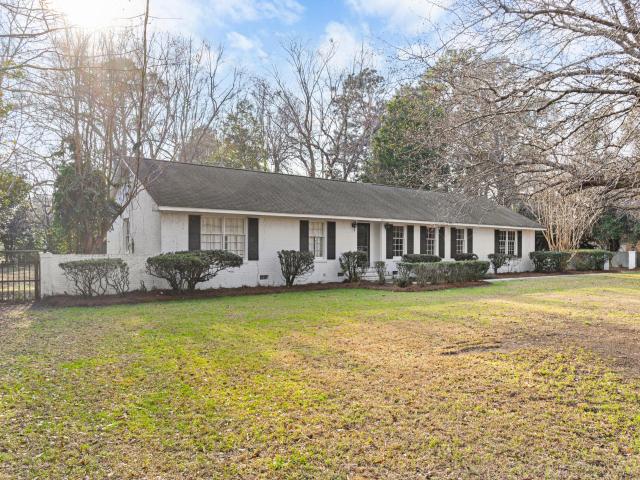 2243 Riverbank Drive