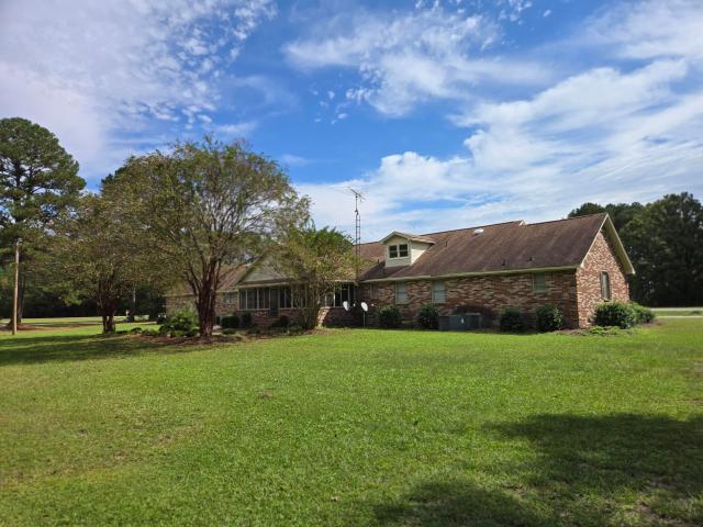 224 Country Club Boulevard