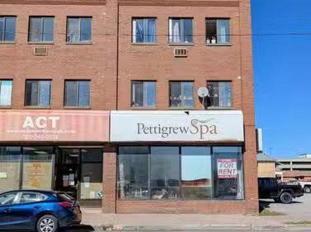 224 Charlotte Street, Peterborough Town Ward 3, ON, K9J 2T8.
