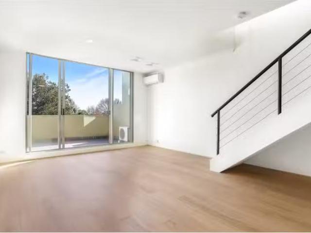 22/4 Gillespie Avenue, ALEXANDRIA House for rent Listed by Da.