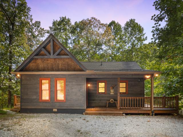 224 Dragon Tree Ln, Lakemont, GA 30552 | MLS #10773